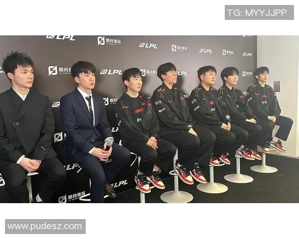 赛后分析：JDG与FPX实力对比及比赛关键因素探讨